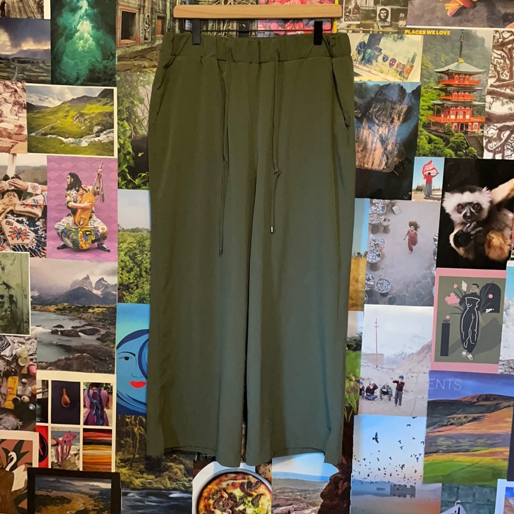 Wide leg Athleisure hiking pant